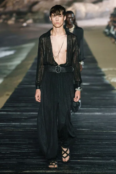 Look 79